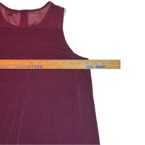 American Eagle Maroon Embroidered Pleated Sleeveless Top Size Small - Picture 5 of 10